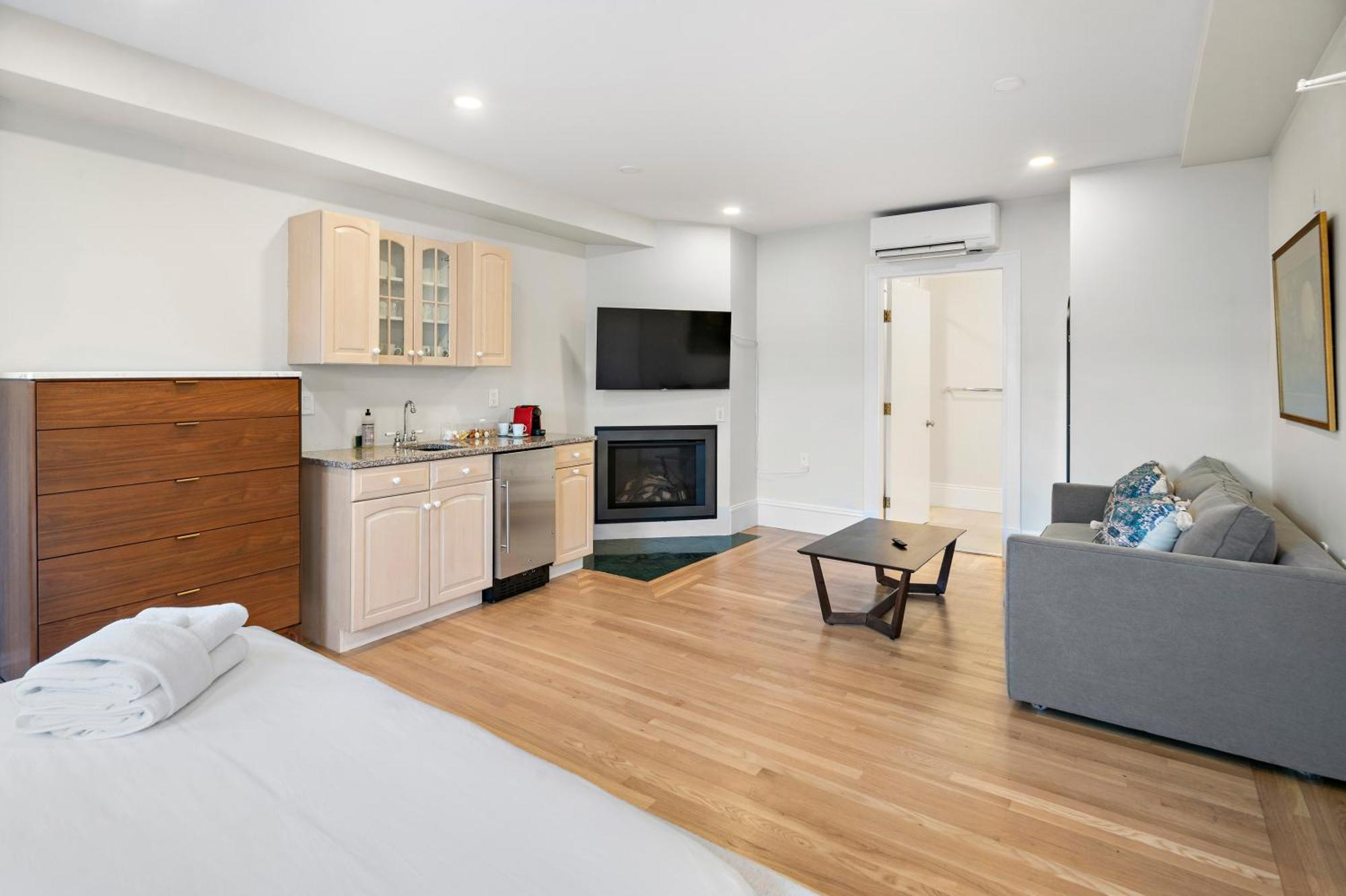 Charlesgate Suites Boston Kültér fotó